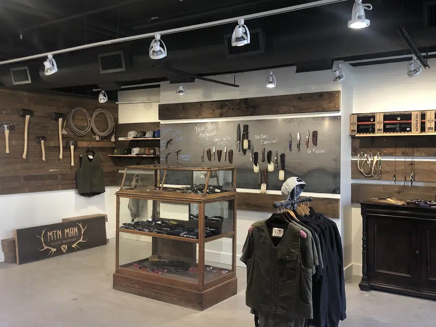 New West KnifeWorks & MTN Man Toy Shop